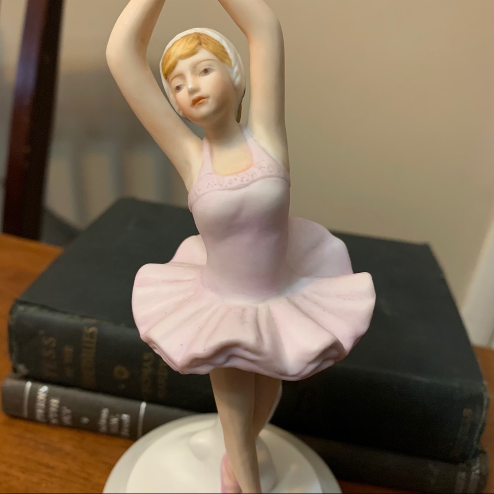 Musical ballerina ceramic figurine works, pretty - Picture 5 of 12